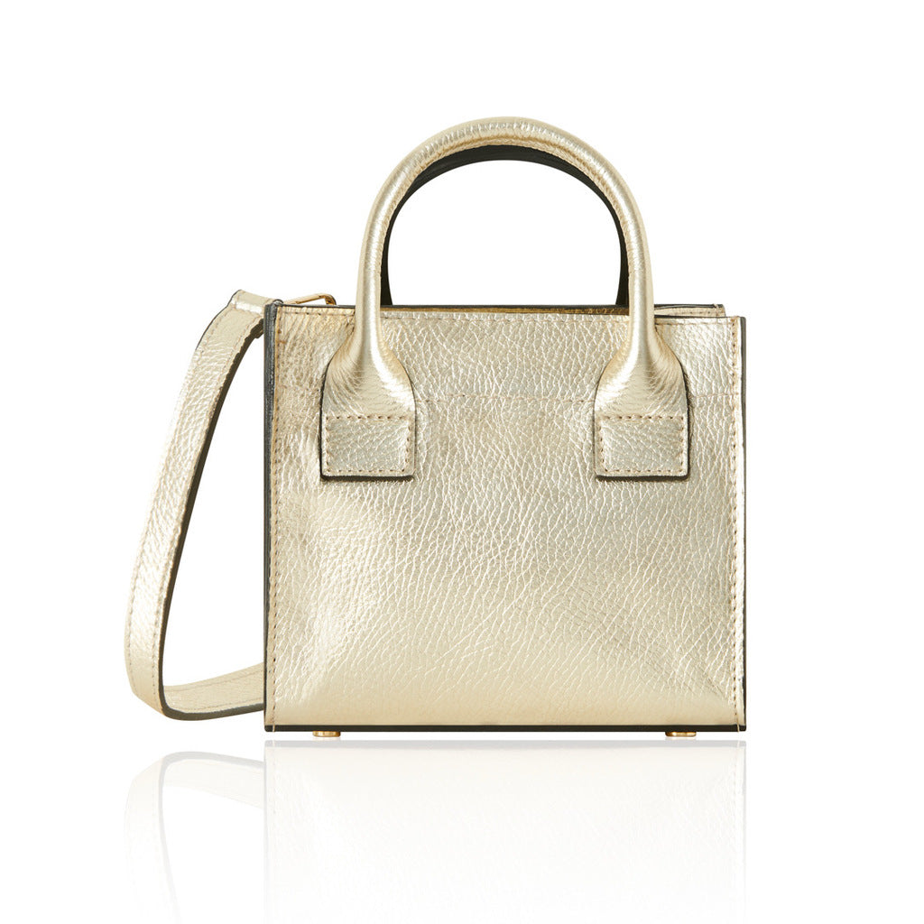 Phoebe - Little grab bag