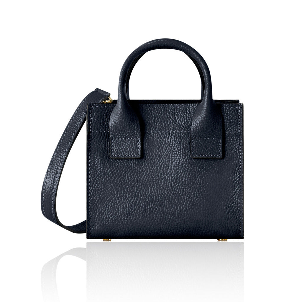 Phoebe - Little grab bag