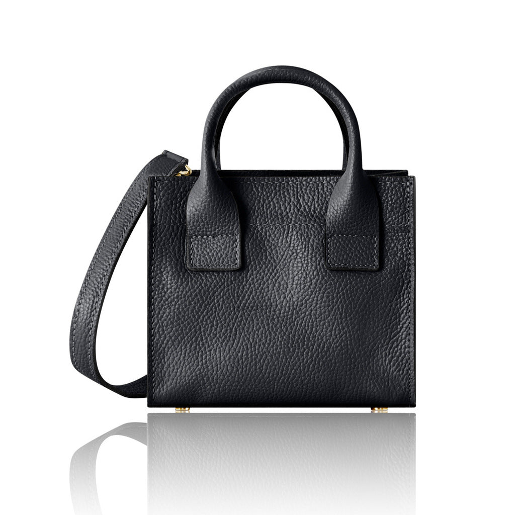 Phoebe - Little grab bag