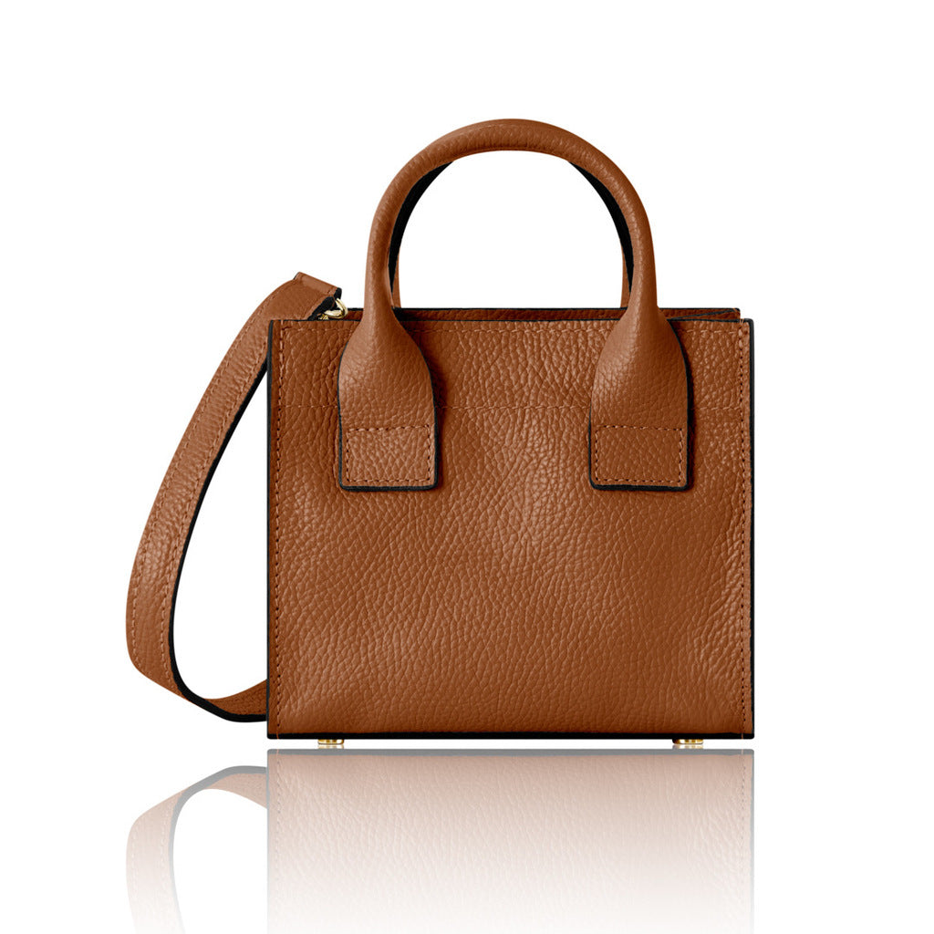 Phoebe - Little grab bag